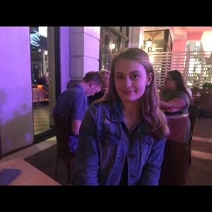 Meet your Posher, Kendall